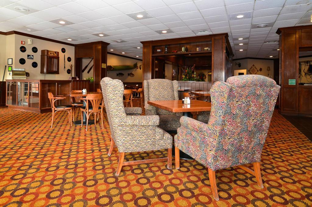 Red Lion Hotel Farmington Restoran foto